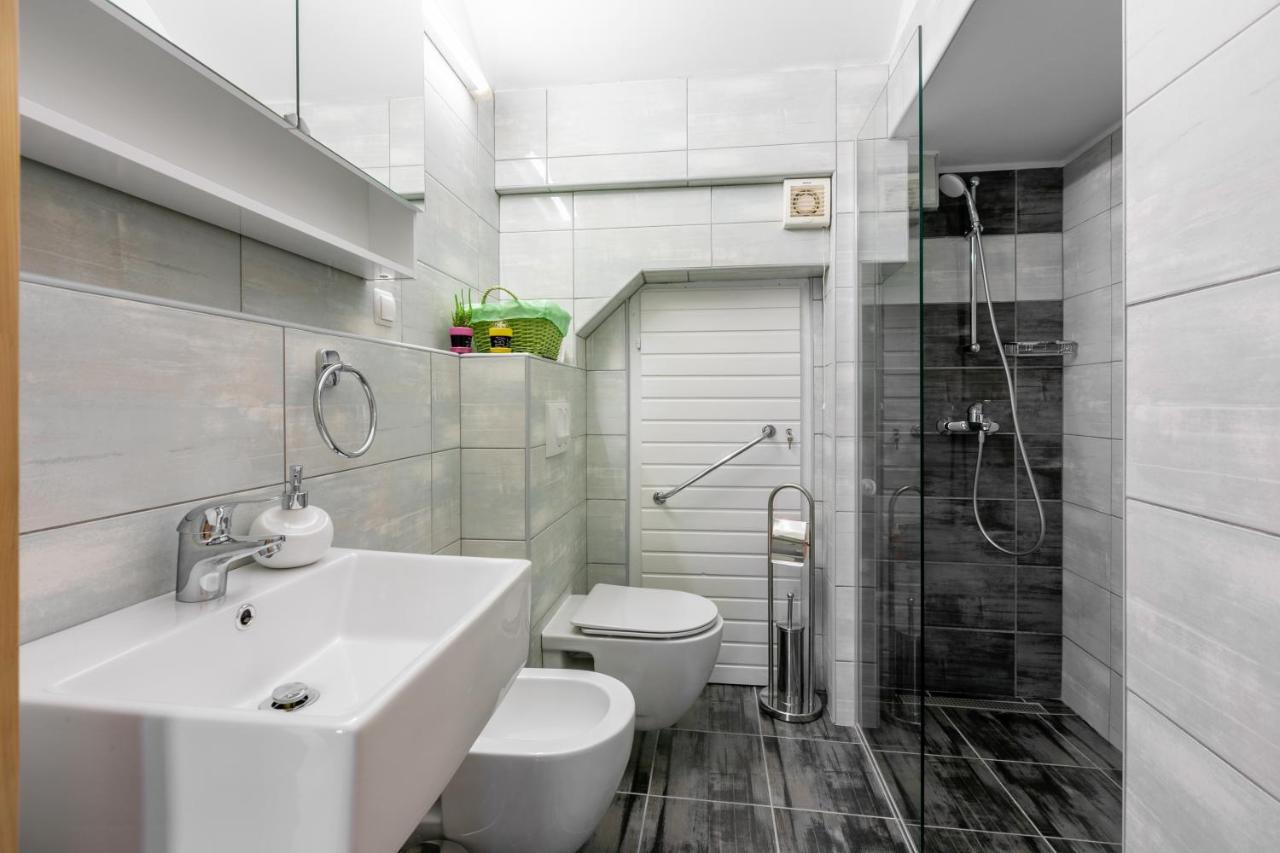 Holiday House Julija بريبير المظهر الخارجي الصورة