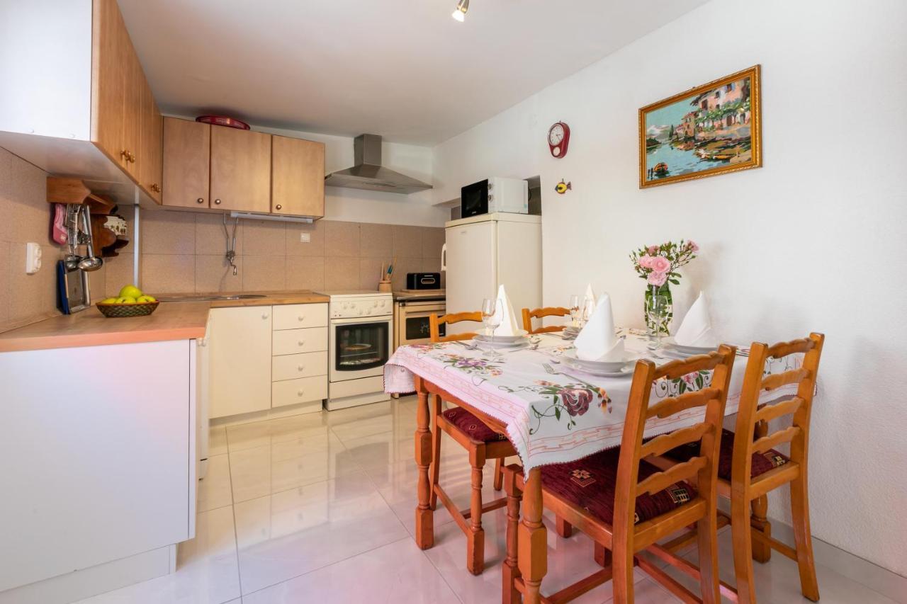 Holiday House Julija بريبير المظهر الخارجي الصورة