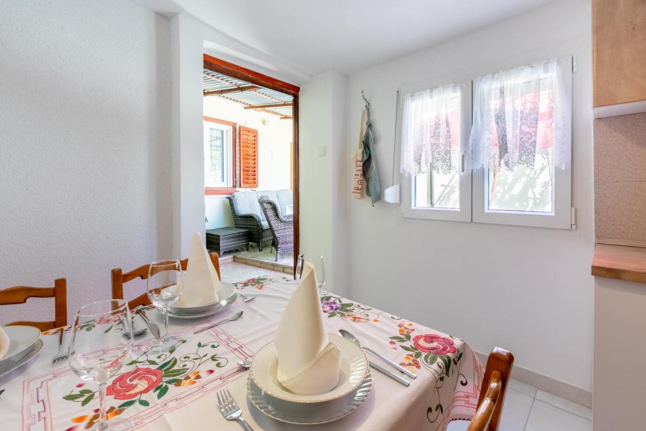 Holiday House Julija بريبير المظهر الخارجي الصورة